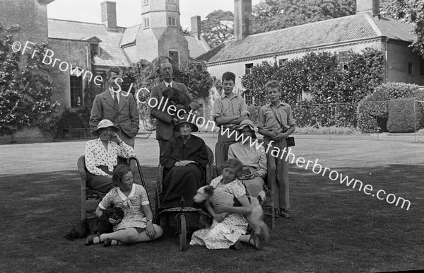 R.TOOHUNTER CHARLES HASTINGS MICHAEL FRANCIS MRS TOOLHUNTER, MRS KENYOU,MRS HASTINGS, MARY TOOHUNTER,ANGELA TODH.